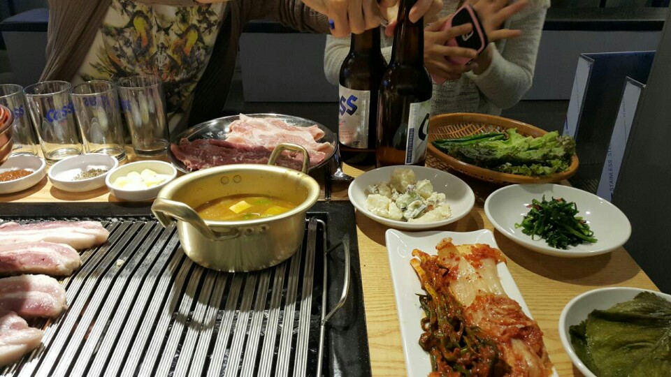 돌리고 제주도야지 선릉점 : 여홀서빙 구합니다 - No.1 알바천국, 천만가지 알바솔루션 [알바천국] 서울 강남구 / 돌리고 제주도야지 선릉점... 