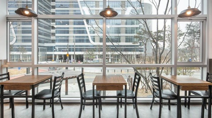 호시정 : 파트타임 홀서빙 (테크노벨리u1센터 힐즈파크푸르지오 )... 하남시 / 호시정 / 파트타임 홀서빙 (테크노벨리u1센터 힐즈파크푸르지오 )... 