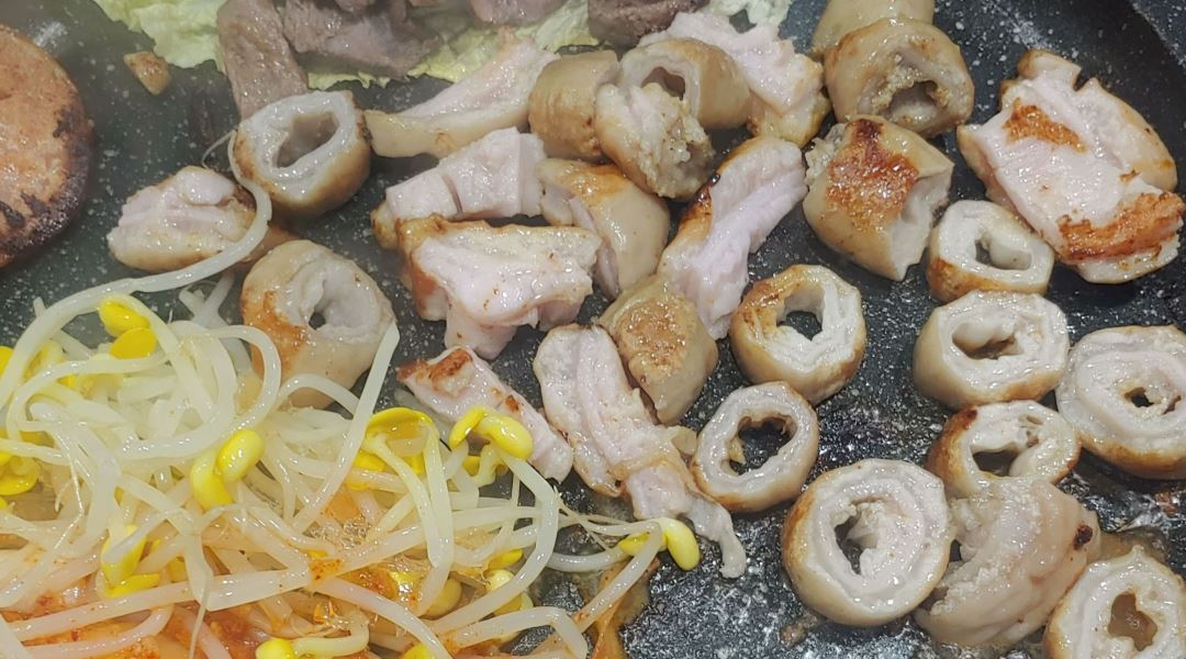 꼼닭 : 연동꼼닭홀알바구해요5시부터10시시간조절가능 합니다... 제주시 / 꼼닭 / 연동꼼닭홀알바구해요5시부터10시시간조절가능 합니다 / 9... 