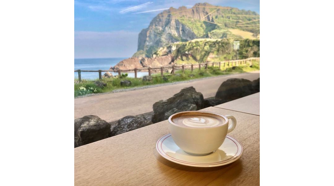 cafe THE LIGHT : 카페더라이트 제빵사 모집 - 알바천국... 제주 서귀포시 / cafe THE LIGHT / 카페더라이트 제빵사 모집 / 2,100,000원