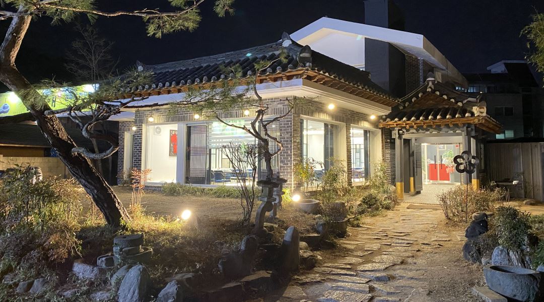 궁원(비원) : 주말알바 구합니다(홀서빙) - 알바천국 [알바천국] 경북 구미시 / 궁원(비원) / 주말알바 구합니다(홀서빙) / 8,720원
