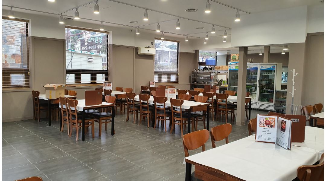 서당골 과천점 : 한식당 주방직원 모집 (주5일) - 알바천국 [알바천국] 경기 과천시 / 서당골 과천점 / 한식당 주방직원 모집 (주5일) / 2,800,000원