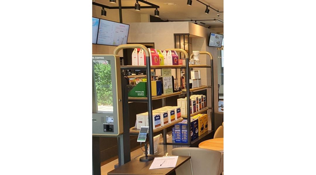 (주)앙크인베스트먼트 : 이디야 노량진드림스퀘어 메이트 모집... 동작구 / (주)앙크인베스트먼트 / 이디야 노량진드림스퀘어 메이트 모집 / 9,200원