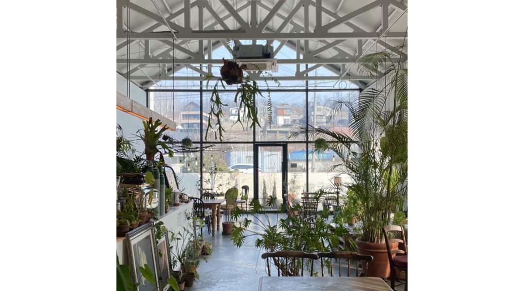 실브커피 : 천안/아산카페/바리스타 정직원 구함 - 알바천국... 충남 천안시 서북구 / 실브커피 / 천안/아산카페/바리스타 정직원 구함 / 2,000,000원