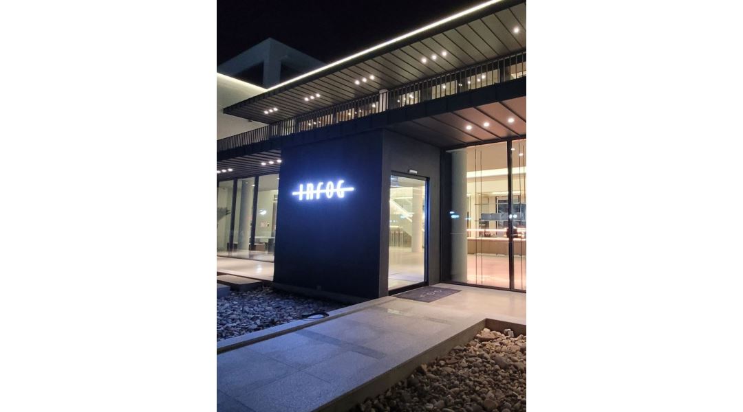 (주)아이리스 : 경산인포그 베이커리 주5일 직원 구합니다 급여협의... 경산인포그  베이커리  주5일 직원 구합니다 급여협의 / 10,000원
