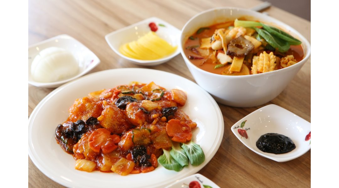 칭찐 중화요리 : 남녀 주방보조 구함 [홀식당 전문] 배달없음... 일산서구 / 칭찐 중화요리 / 남녀 주방보조 구함 [홀식당 전문] 배달없음 / 2,700... 