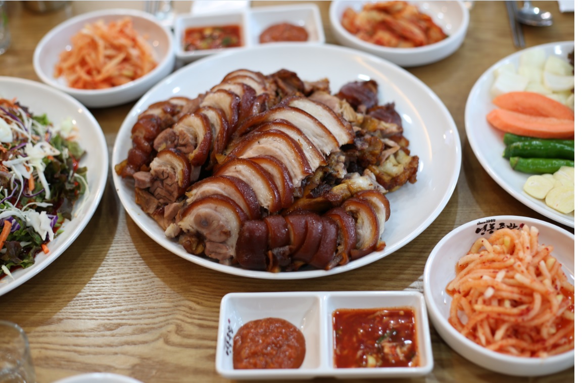 (주) 영동족발 : 주방보조(주6일 15~23시 / 시간/요일 협의가능)... (주) 영동족발 / 주방보조(주6일 15~23시 / 시간/요일 협의가능) 11500원... 