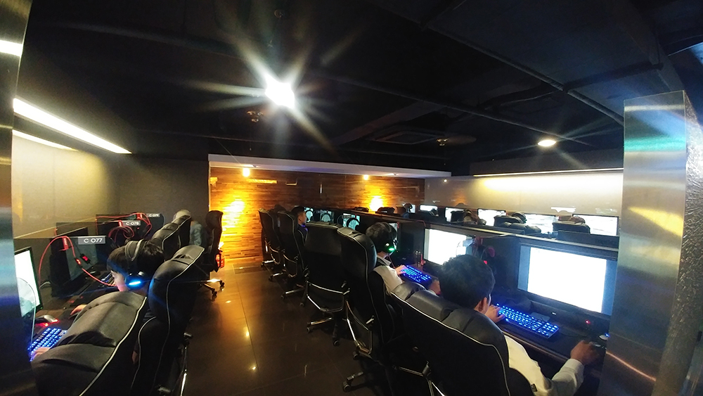 파빌리온 PC카페 : 파빌리온 PC카페에서 함께 할 스탭을 모집합니다.... 파빌리온 PC카페 / 파빌리온 PC카페에서 함께 할 스탭을 모집합니다.... 
