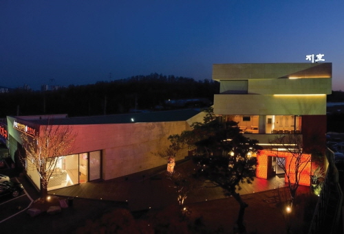 (주)지호 : 지호한방삼계탕 하남직영점 직원/아르바이트 모집 - 알바천국 [알바천국] 경기 하남시 / (주)지호 / 지호한방삼계탕 하남직영점... 