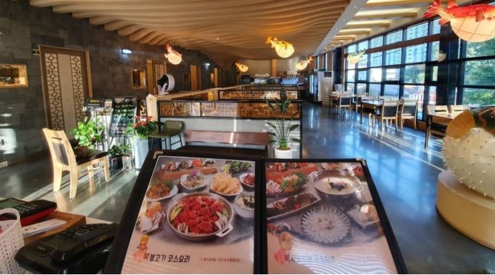 박정희생가  앞  복터진집 상모점 : 홀서빙(파트12시~3시,5시~8시... 앞  복터진집 상모점 / 홀서빙(파트12시~3시,5시~8시 구합니다... 