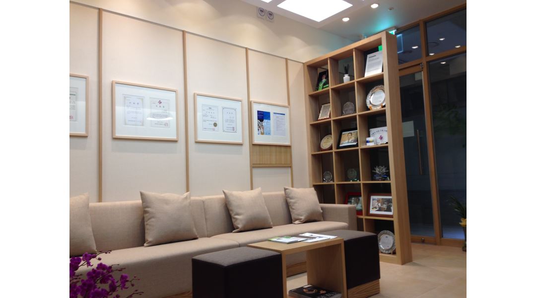 변혁한의원 : 잠실역, 주5일, 야진 없음, 토요일1시까지, 간호조무사... 송파구 / 변혁한의원 / 잠실역, 주5일, 야진 없음, 토요일1시까지... 