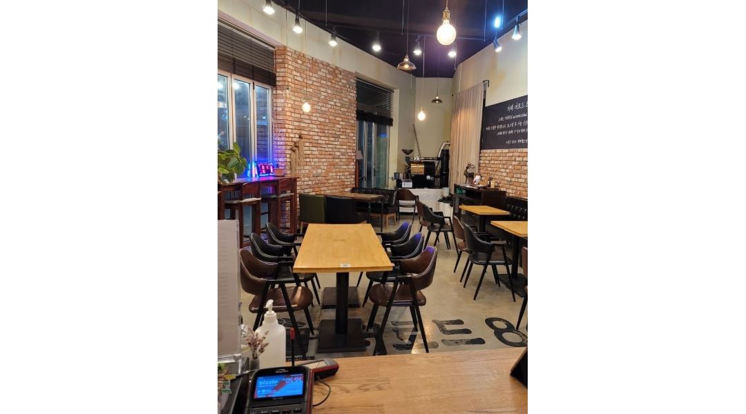 카페 더로드865 : 로스터리 카페 평일 매장관리자(바리스타) 모집 (주 2일) - 알바천국 [알바천국] 경기 화성시 / 카페 더로드865 / 로스터리... 