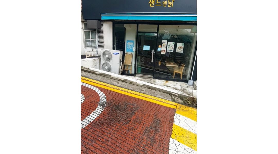 샌드앤닭 : 상명대학교앞 샌드앤닭 알바구인 월-목 11시-2시... 종로구 / 샌드앤닭 / 상명대학교앞 샌드앤닭  알바구인 월-목 11시-2시... 