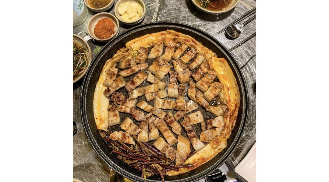 간판없는삼겹살 충주점 : 충주 연수동 간판없는삼겹살 홀서빙 알바 하실 분 괌 - 알바천국 [알바천국] 충북 충주시 / 간판없는삼겹살 충주점... 