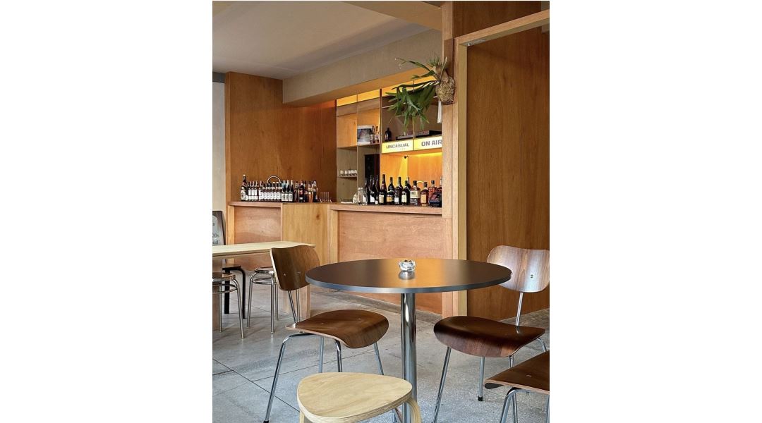 언캐쥬얼 : 언캐주얼Cafebar에서 파트타임 아르바이트 직원분을... 남구 / 언캐쥬얼 / 언캐주얼Cafebar에서 파트타임 아르바이트 직원분을... 