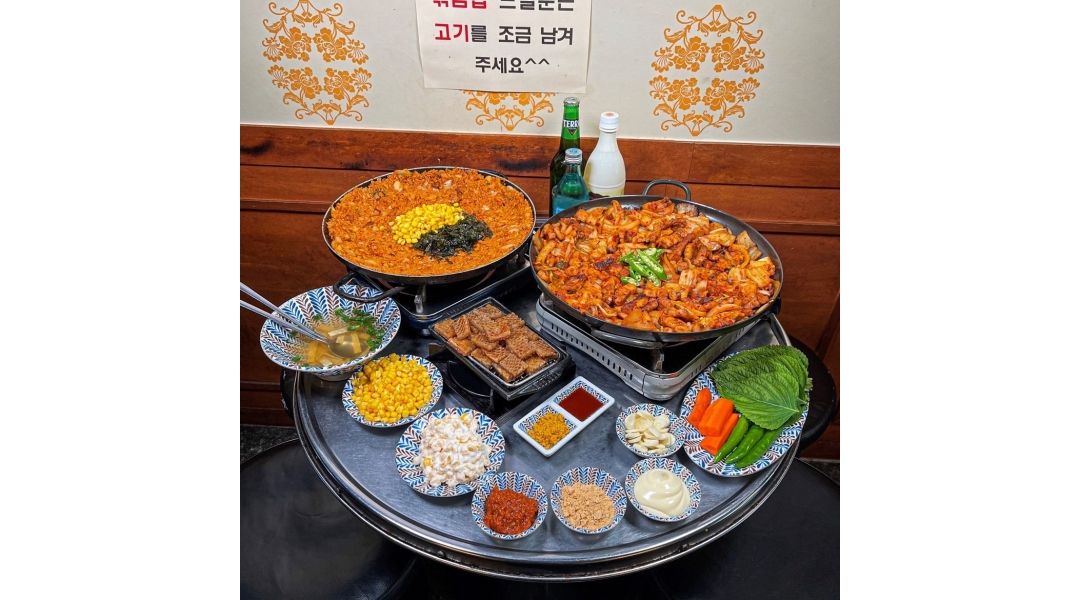 주식회사 주황에프앤비 : 정통집 둔산점 홀 아르바이트 구합니다... 주식회사 주황에프앤비 / 정통집 둔산점 홀 아르바이트 구합니다 / 10,000원