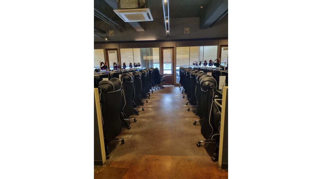 아이리스pc카페 채용정보 : [주급]아이리스pc학동점 주말 오후 알바구합니다. - 알바천국