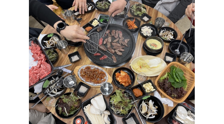 웃소한우 채용정보 : 대구/달성군 웃소한우한우전문점] 주방직원/경력자/주1회휴무/홀 금토일알바 - 알바천국